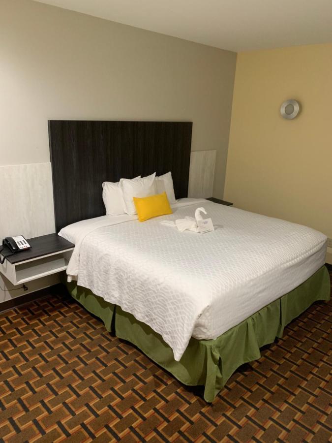 Homestay Inn & Suites Эдинбург Экстерьер фото